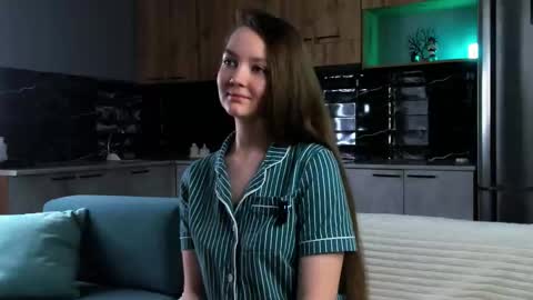 Marie online show from 02/26/26, 01:48