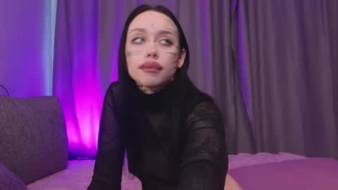 somniya online show from 12/04/25, 10:35