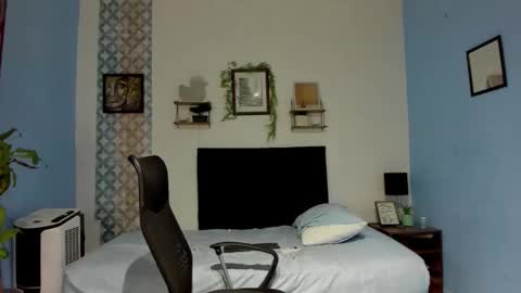 son_hades online show from 02/01/26, 08:51