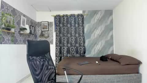 son_hades online show from 02/09/26, 04:16