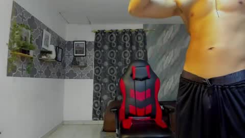 son_hades online show from 04/17/26, 03:42