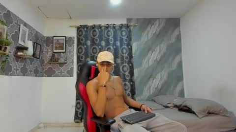 son_hades online show from 05/22/26, 04:34