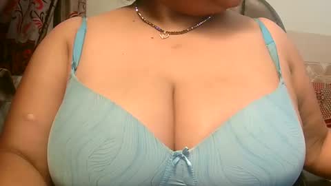 Snapshot of soni88888 chatting on 02/24/25, 04:04 soni88888 online show from 02/24/25, 04:04