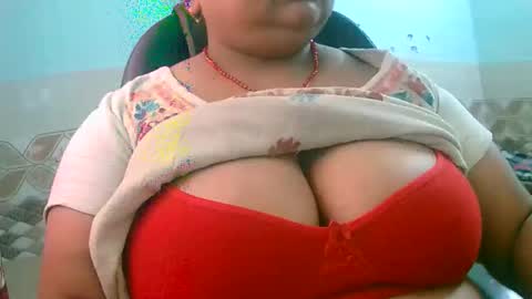 soni88888 online show from 04/23/26, 05:41