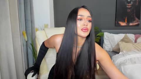 Snapshot of sonia__rey chatting on 02/03/26, 03:39 Sonia Rey online show from 02/03/26, 03:39