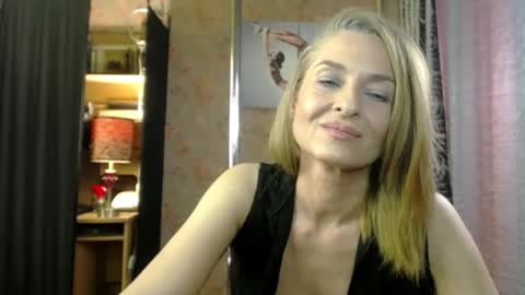 Sonia online show from 04/28/26, 02:11