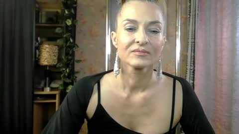 Sonia online show from 04/30/26, 01:50