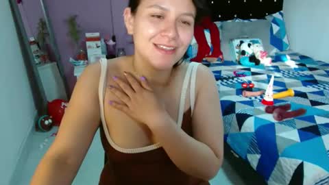 sonialatin69 online show from 03/01/25, 12:12