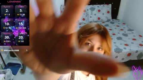 sonialatin69 online show from 11/28/25, 12:30