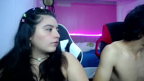 sonic_jess07 online show from 04/23/26, 09:41