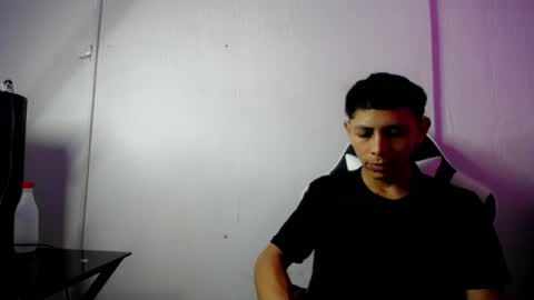 Snapshot of sonic_jess07 chatting on 06/01/26, 11:45 sonic_jess07 online show from 06/01/26, 11:45