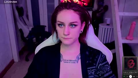 Snapshot of sonicsupergirl chatting on 10/18/25, 10:38 Rie online show from 10/18/25, 10:38