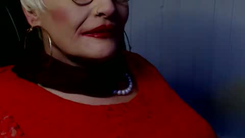 Snapshot of sonjairene chatting on 12/03/24, 05:12 sonjairene online show from 12/03/24, 05:12