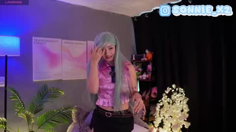 Sonnie online show from 09/19/25, 02:51