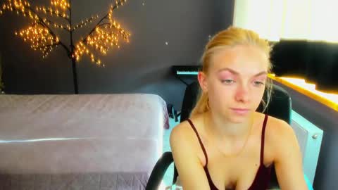 Sonya online show from 04/28/26, 05:45