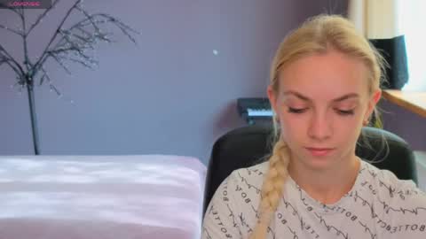 Sonya online show from 05/26/26, 05:36