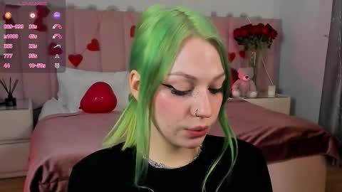 Snapshot of sono_sharingan chatting on 02/11/26, 06:13 Your ghost wife online show from 02/11/26, 06:13