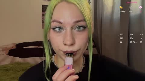 Snapshot of sono_sharingan chatting on 04/01/26, 03:31 Your ghost wife online show from 04/01/26, 03:31