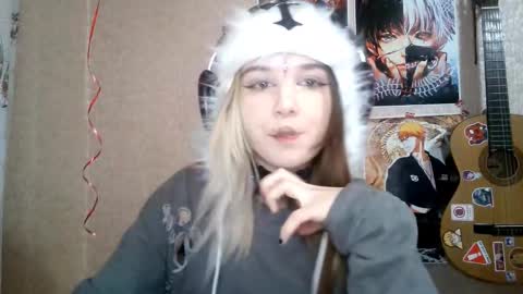 Mila online show from 03/12/26, 04:24