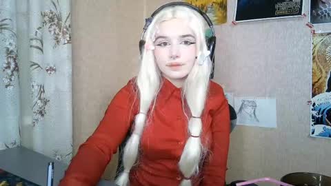 Mila online show from 04/23/26, 05:15