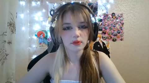 Mila online show from 07/22/26, 03:15