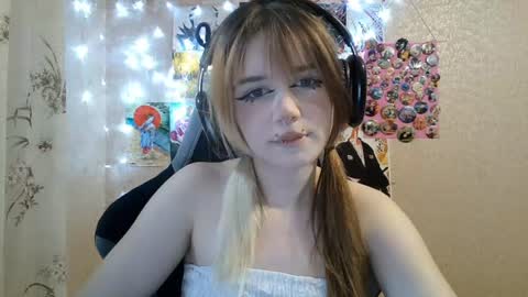 Mila online show from 07/27/26, 03:30