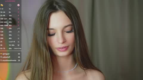 Snapshot of sonyaericsson chatting on 12/16/24, 03:43 Eva 3 online show from 12/16/24, 03:43