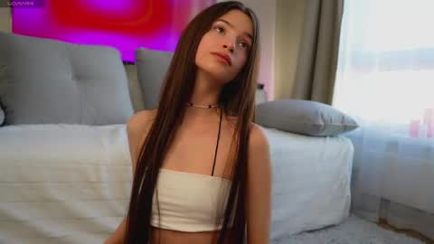 Snapshot of sonyaericsson chatting on 02/28/25, 10:41 Eva 3 online show from 02/28/25, 10:41
