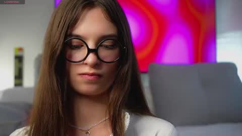 Snapshot of sonyaericsson chatting on 03/03/25, 12:37 Eva 3 online show from 03/03/25, 12:37