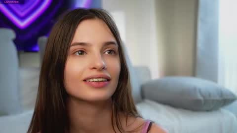 Snapshot of sonyaericsson chatting on 03/07/25, 12:01 Eva 3 online show from 03/07/25, 12:01