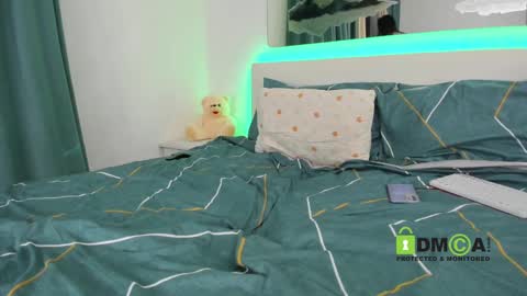 SonyaParadise online show from 02/21/25, 10:28