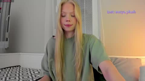 Snapshot of sonyaplush chatting on 05/15/26, 01:56 Sonya Instagram Twitter sonyaplushgirl OnlyFans sonyaplush online show from 05/15/26, 01:56