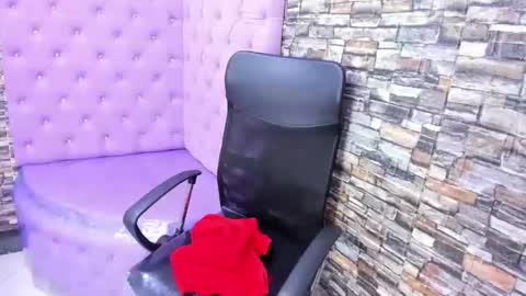 sophi_hardd online show from 02/01/25, 07:13