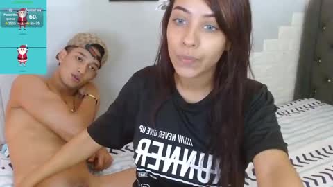 Snapshot of sophi_joshxxx chatting on 11/03/25, 09:48 sophia and josh online show from 11/03/25, 09:48