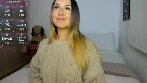 Snapshot of sophi_moreno chatting on 07/30/26, 01:48 Sofi online show from 07/30/26, 01:48