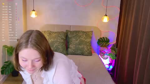 Sophie online show from 09/20/25, 01:45