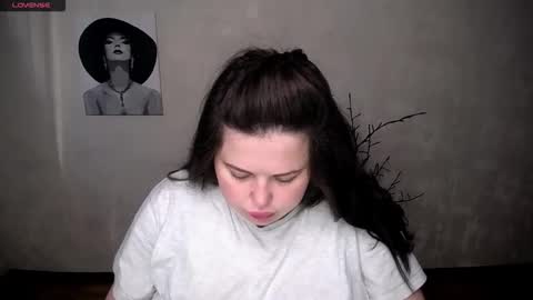 sophia__olsen online show from 09/13/25, 05:18