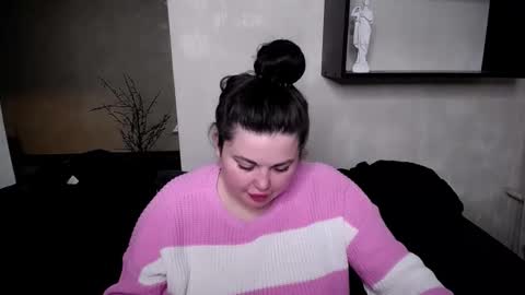 sophia__olsen online show from 11/06/25, 06:58