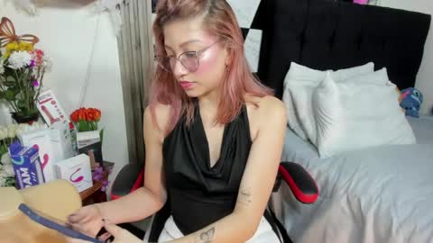 Sophia online show from 05/25/26, 01:22