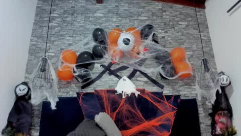 Sophia  online show from 10/26/25, 11:38