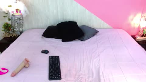 sophia_brunette21 online show from 01/11/26, 11:37