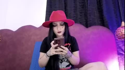 sophia hottie online show from 04/18/26, 04:00