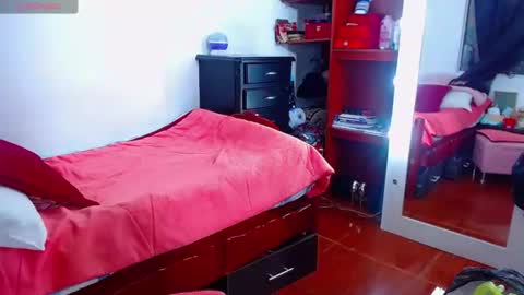 sophia_greey online show from 04/14/26, 05:35