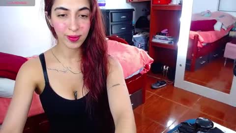 Snapshot of sophia_greey chatting on 05/01/26, 05:01 sophia_greey online show from 05/01/26, 05:01