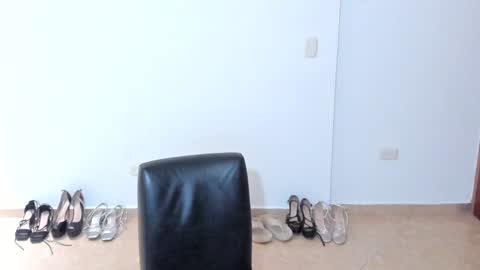 sophia CM online show from 01/11/25, 08:10