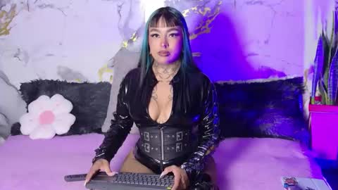sophia online show from 06/05/26, 06:52