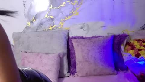 sophia online show from 08/06/26, 04:03