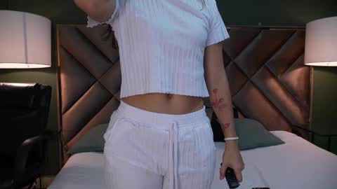 Sofia online show from 04/05/26, 08:39