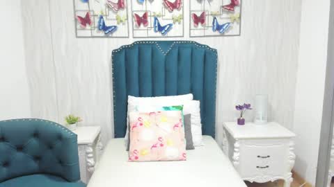 Sophia online show from 05/14/26, 11:39