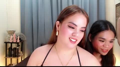 Snapshot of sophia_lust69 chatting on 01/05/26, 05:27 sophia_lust69 online show from 01/05/26, 05:27